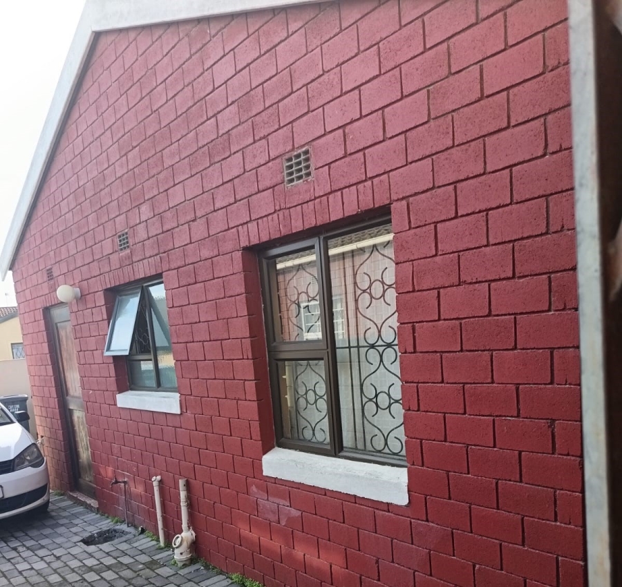 2 Bedroom Property for Sale in Philippi Western Cape